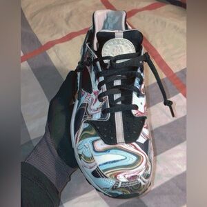 (NEW) WMNS Nike - Air Huarache Marble / Tye Dye Sneakers. 8 W